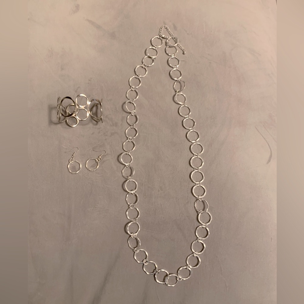 3 piece silver circles set, necklace (39”), bracelet & earrings